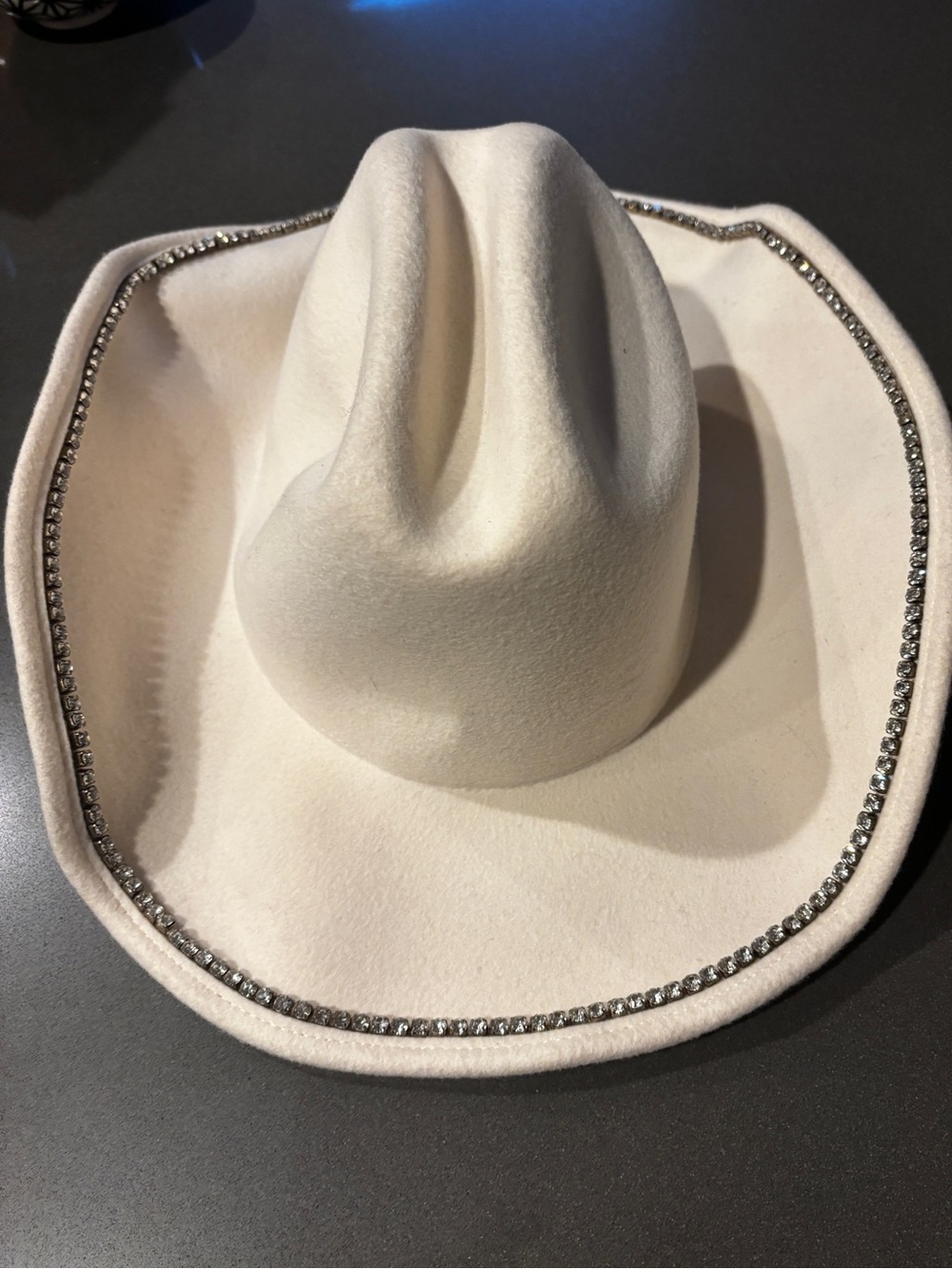 San Diego hat company Women's White Felt Cowboy Hat with Crystal Trim never worn